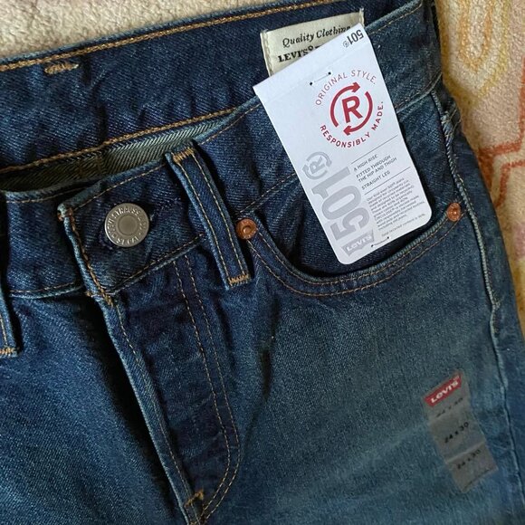 LEVI'S : 501 Original Fit Women's Jeans (Size: 24x30) *NWT* - Picture 8 of 12